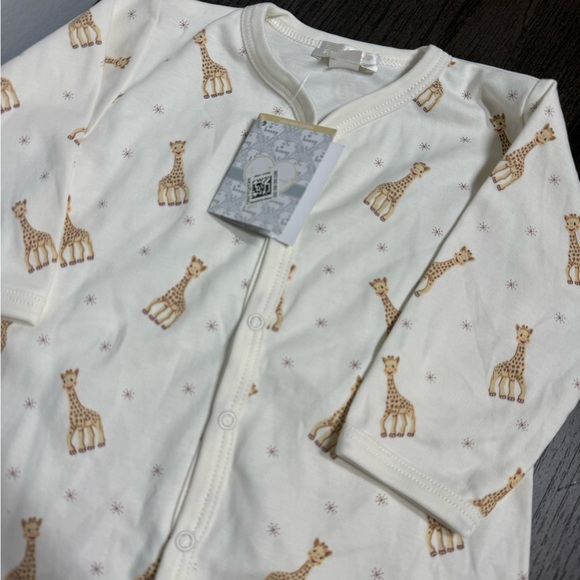Kissy kissy Sophie la girafe Ecru Print Footie - Picture 2 of 9